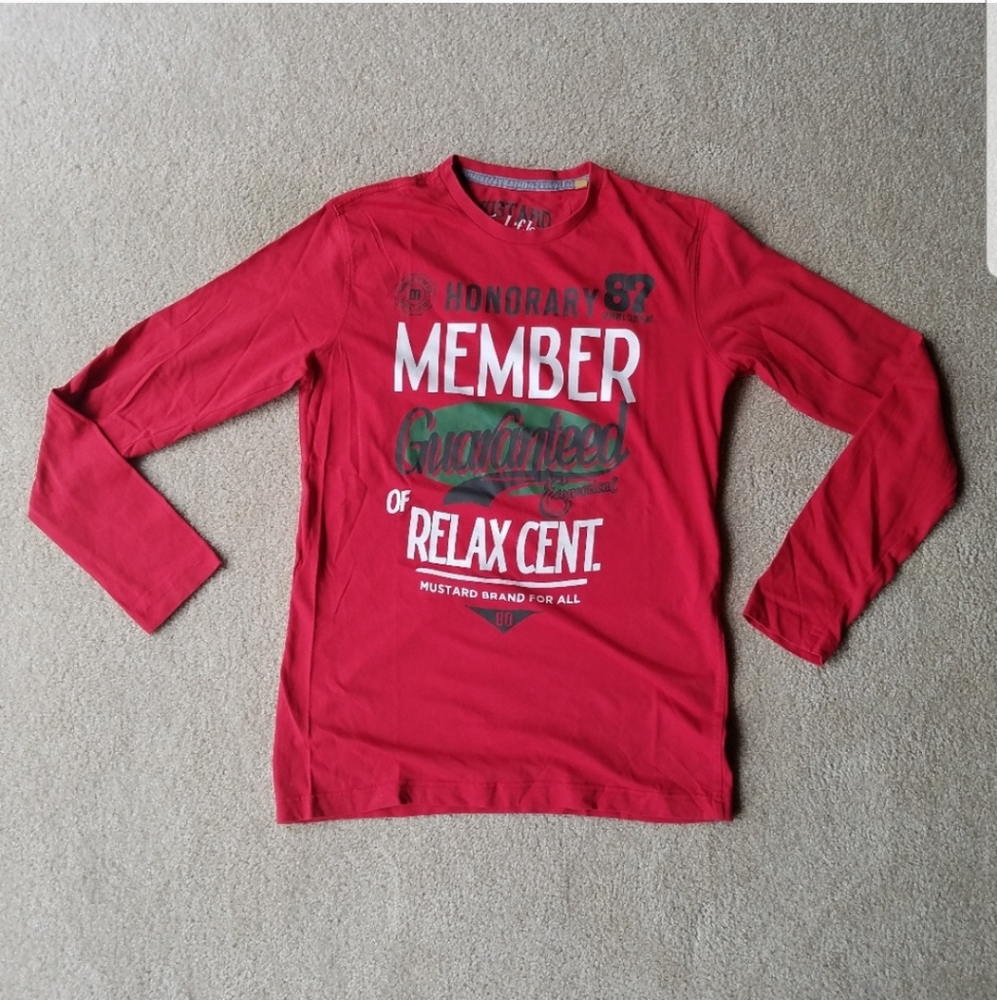 Boys Red Long Sleeve T-shirt from London size 13-14 Like NEW